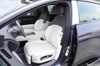 2024款阿维塔12 700 三激光后驱奢享版