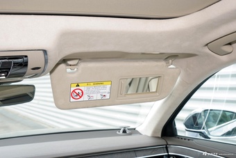 2024款奥迪A8L Horch创始人版 55TFSI