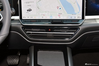 2025款帕萨特 Pro 380TSI 龙尊版