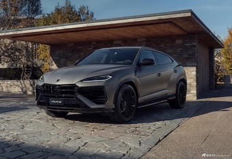 2026款Urus SE 4.0T 标准版 官图