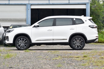 2025款瑞虎8 卓越版 230TCI 手动舒适版 5座