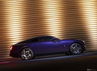 2025款闪灵 Black Badge 官图