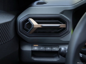 2025款Bigster TCe 130 4x4 Extreme