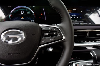 2025款传祺M6 MAX 270T 豪华版版