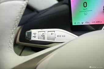 2025款至境L7 艾维亚