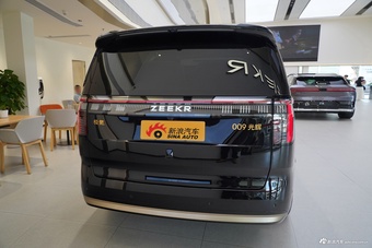 2024款ZEEKR 009 光辉典藏版