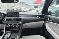 2023款捷尼赛思G70 2.0T 四驱豪华型
