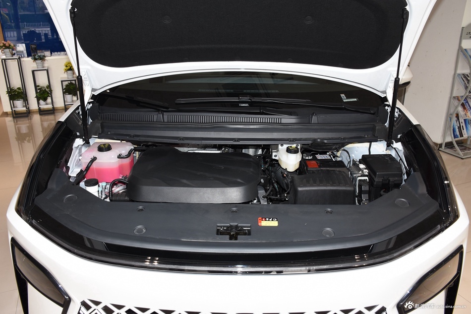 2023款上汽大通MAXUS G70 2.0T 旗舰版