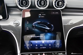 2025款奔驰C级 改款 C 260 L 运动版