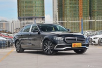 2022款奔驰E级混动 改款三 E 350 e L 插电式混合动力轿车