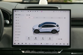 2026款ZEEKR 7X 75kWh 后驱MAX版