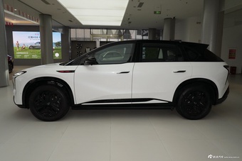 2025款红旗天工08 605 先锋版