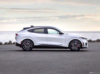 2026款福特电马 Mach-E GT California Special Package