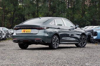 2025款艾瑞泽8 PRO 1.6T 豪华型