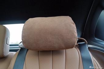 2025款奔驰E级改款 E 300 L 豪华型