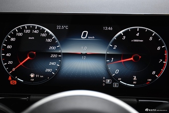 2021款奔驰B级B 200动感型