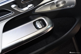 2024款奔驰E级 E 300 L 豪华型