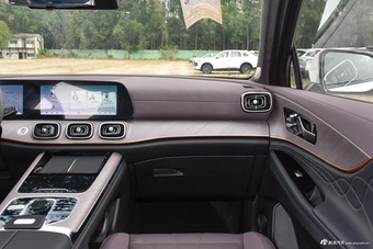 2026款瑞虎9 2.0T 自动两驱耀享版