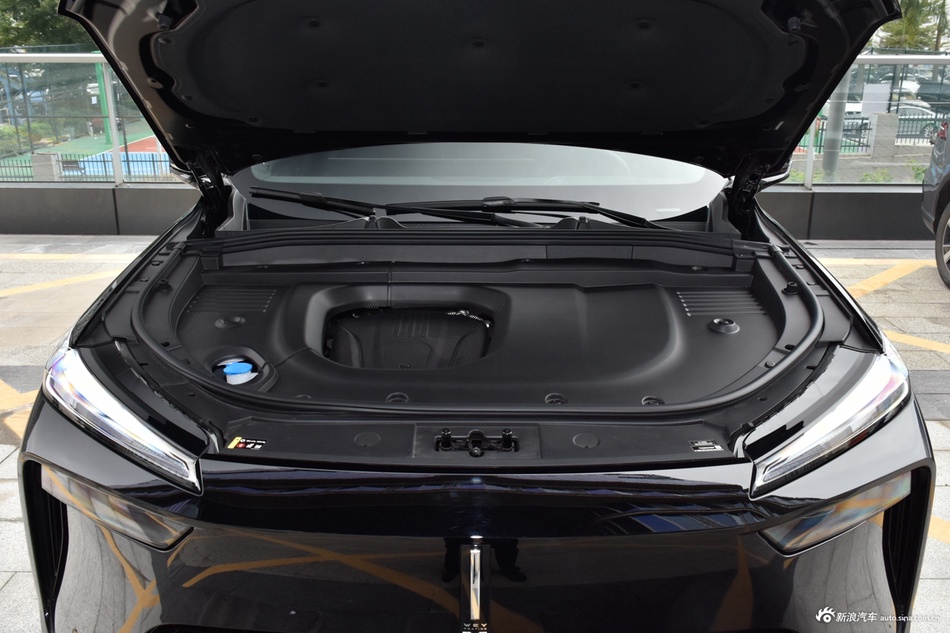 2026款蓝山 四驱Ultra黑武士