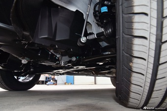 2024款睿蓝汽车X3 PRO 1.5L CVT小飒