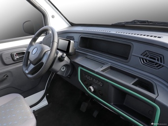 2024款江淮卡拉 单排栏板车 官图