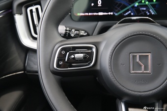 2026款ZEEKR 8X Ultra版 55kWh