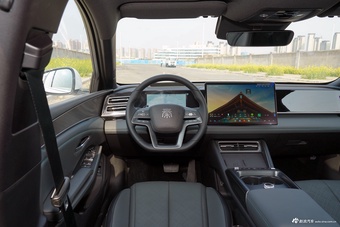 2026款秦L DM-i 210KM云辇型