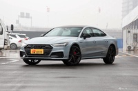 2024款奥迪A7L 45 TFSI quattro RS 套件竞速版