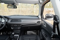 2023款宝典 2.5T柴油两驱舒享版标轴