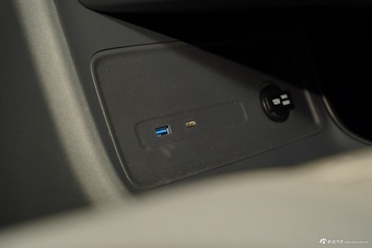 2025款红旗天工08 730 后驱智选版