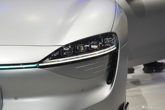 2025广州车展实拍：智界S7