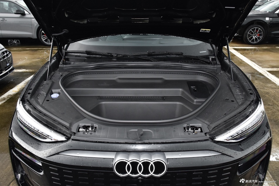 2026款奥迪Q6L Sportback e-tron 超长续航