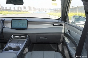 2026款秦PLUS DM-i 210KM进取型
