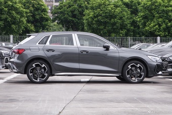 2025款奥迪A3 Sportback 35TFSI 飞驰尊享型