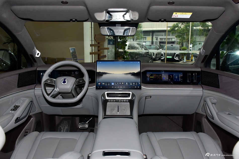 2026款腾势N9 尊荣型