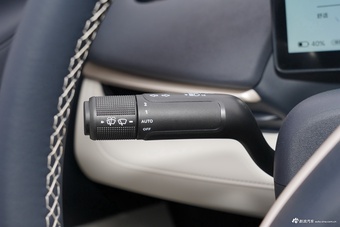 2025款极狐T1 320 PLUS