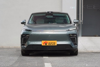 2025款星纪元 ET 增程 240 四驱至臻尊享