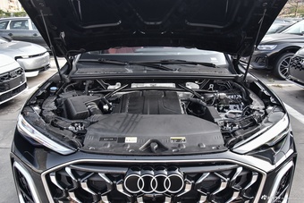 2022款奥迪Q5L 40T 时尚动感型图片