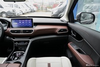 2021款远志M1 7座贵宾版