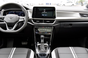 2025款探歌 改款 300TSI DSG 星光版