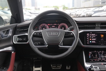 2025款奥迪A7L 55 TFSI quattro 黑武士版