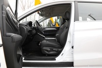 2022款哈弗M6 PLUS 1.5T DCT柳岩联名版