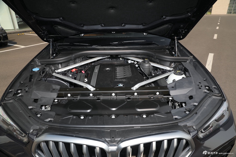 2021款宝马X6 3.0T xDrive40i M运动套装