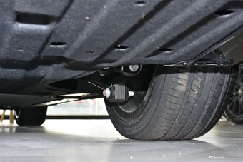 2025款零跑B01 550激光雷达版