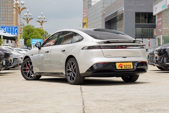 2025款eπ007 纯电 565四驱Max领航版