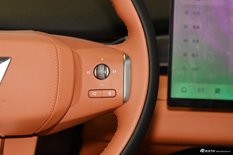 2026款深蓝S05 520MAX纯电版