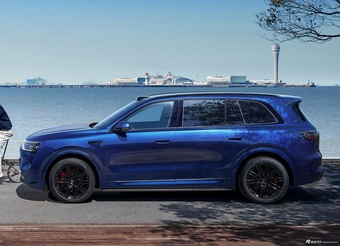 2026款问界M8纯电版 基本型 官图