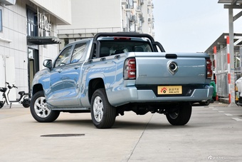 2024款金刚炮2.0T柴油 手动两驱长箱精英型