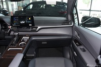 2024款格瑞维亚 2.5L混动 尊贵PLUS版