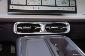 2025款零跑B01 430舒享版